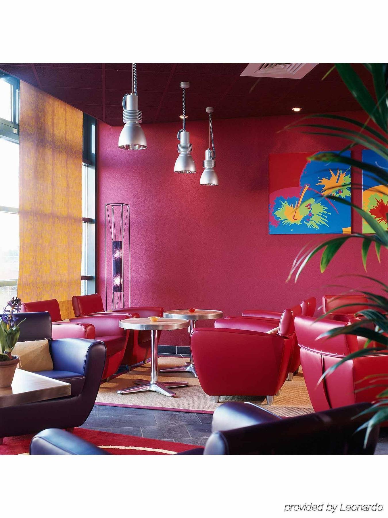 B&B Hotel Rueil-Malmaison Gare Exteriér fotografie