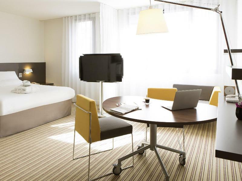 B&B Hotel Rueil-Malmaison Gare Exteriér fotografie